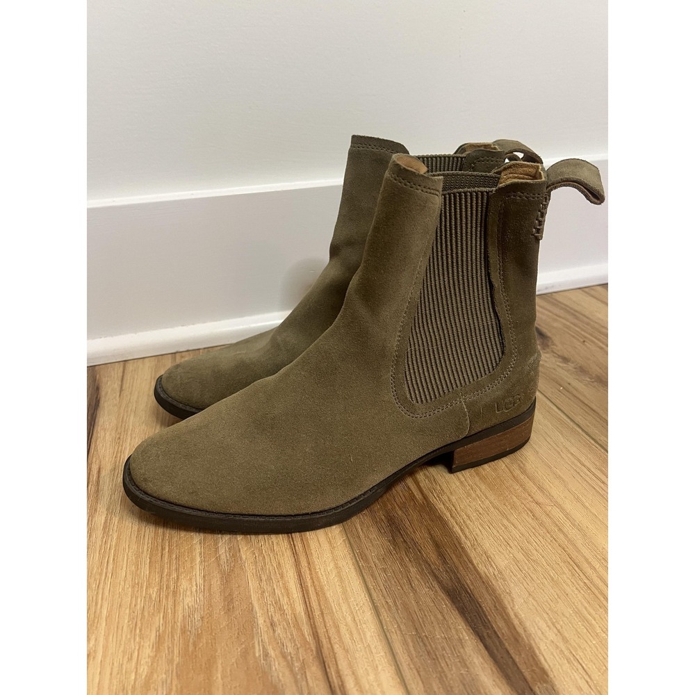 UGG Shoes Wm Size 7 Green Suede Chelsea Ankle Boots Block Heel 1095393 Gorpcore‎